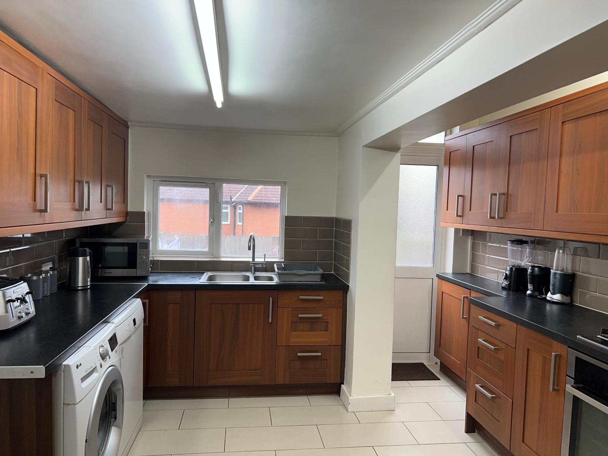 Comfortable Single Room Wembley Park/Stadium London Exterior photo